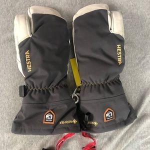 Hestra Army Leather Heli Ski Glove - Classic 3-Finger Snow Glove